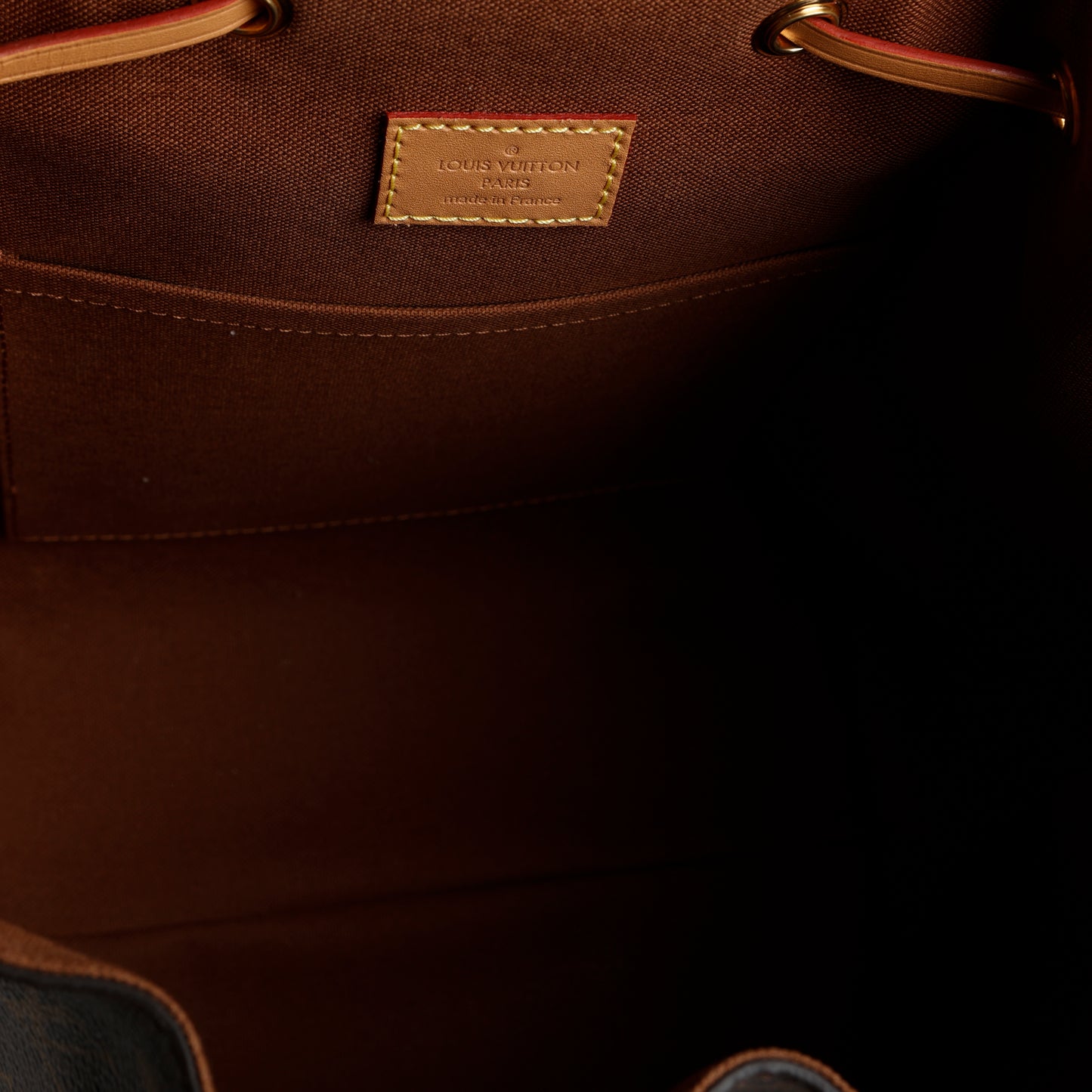 Montsouris PM, Monogram