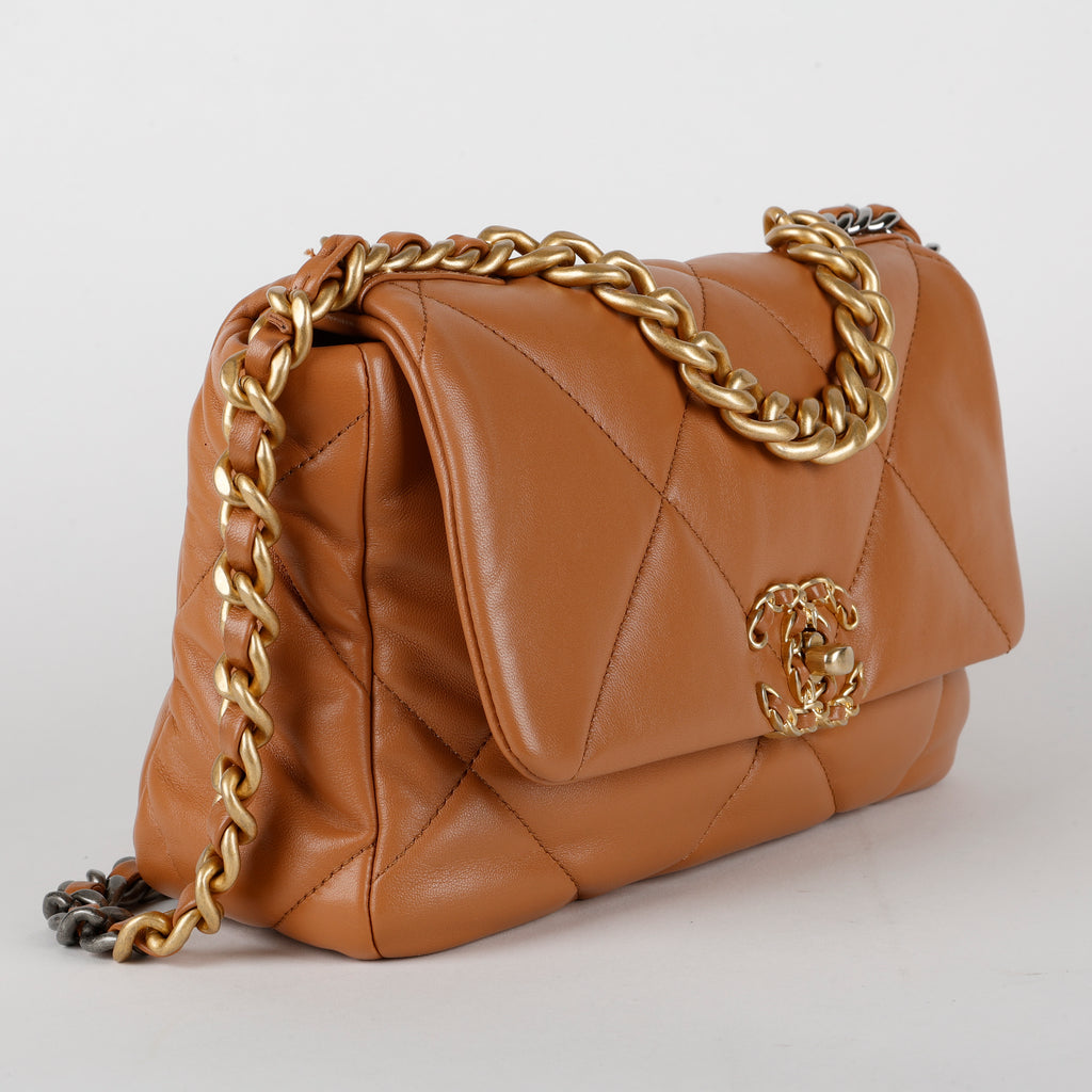 Small 19, Caramel Lambskin