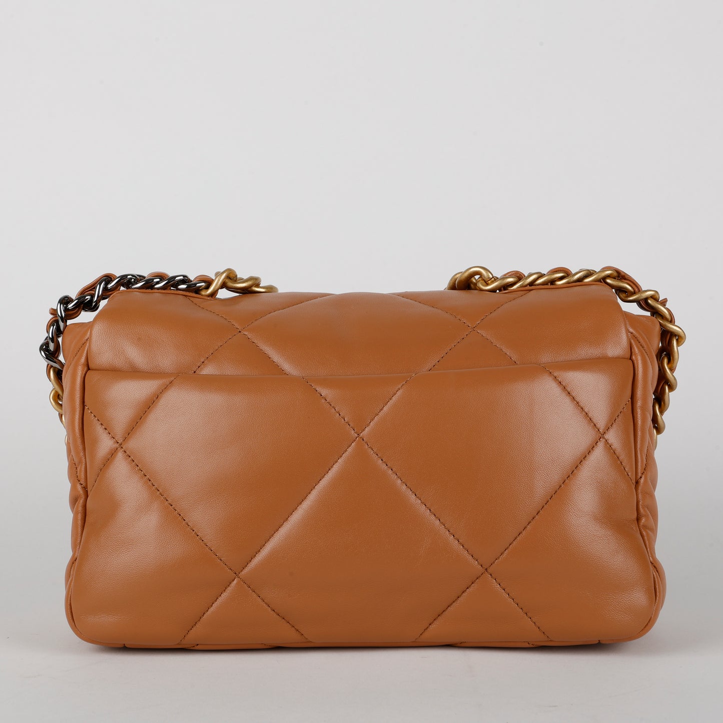 Small 19, Caramel Lambskin