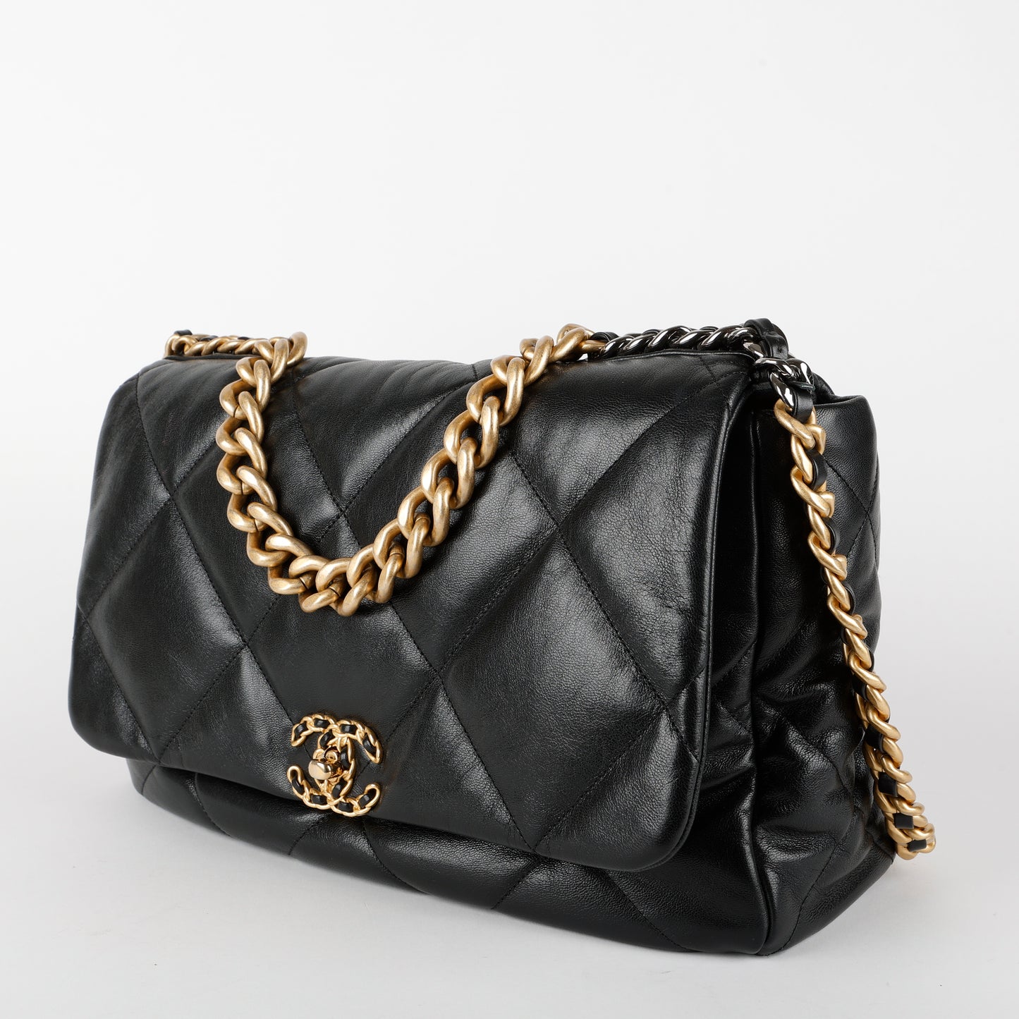 Maxi 19, Black Lambskin