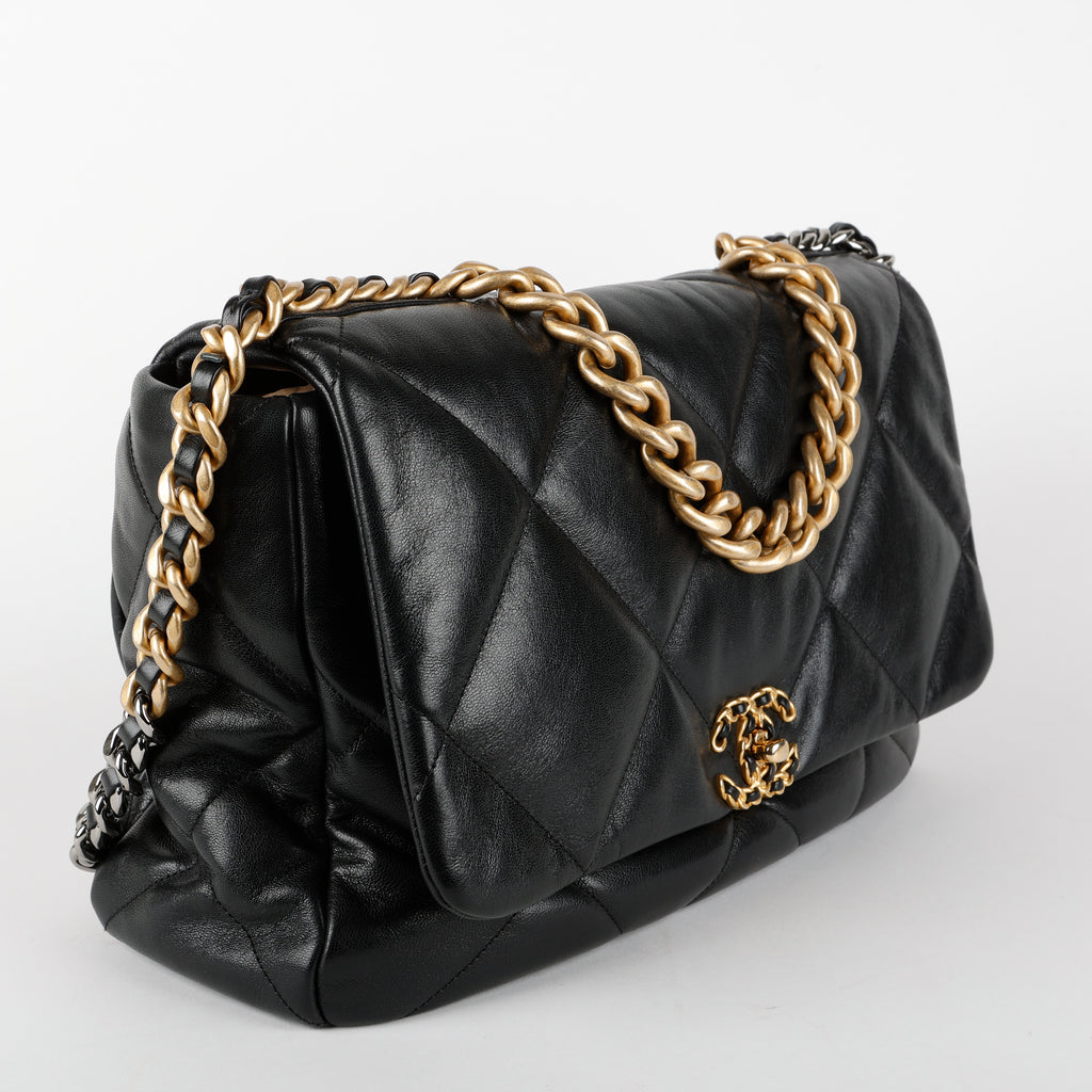 Maxi 19, Black Lambskin