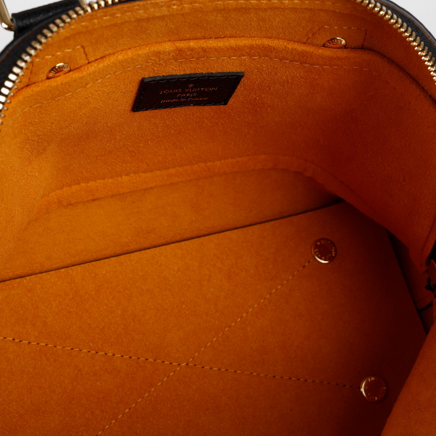 Alma BB, Black Empreinte