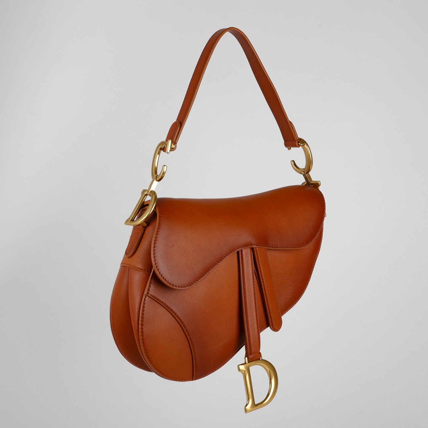 Medium Saddle with Strap, Saddle Brown