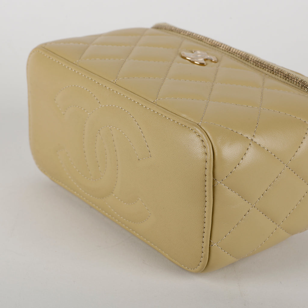 Classic Top Handle Vanity, Olive Yellow