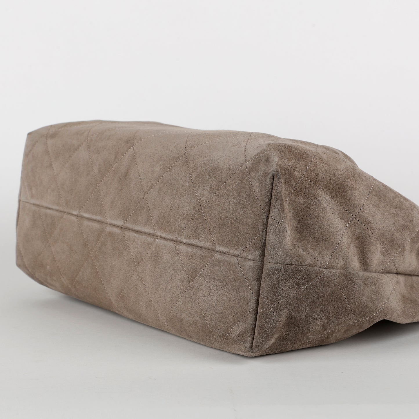 26C Large Quilted Hobo Bag, Grey Suede