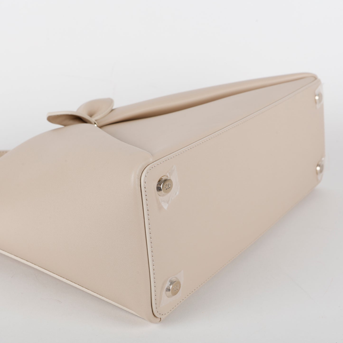 Medium Cigale Bow Tote, Trench Beige