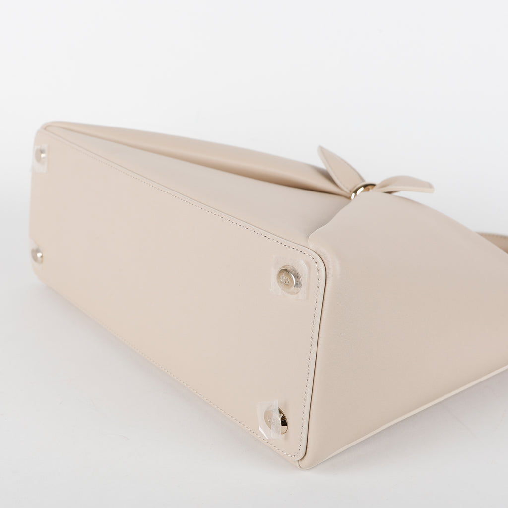Medium Cigale Bow Tote, Trench Beige