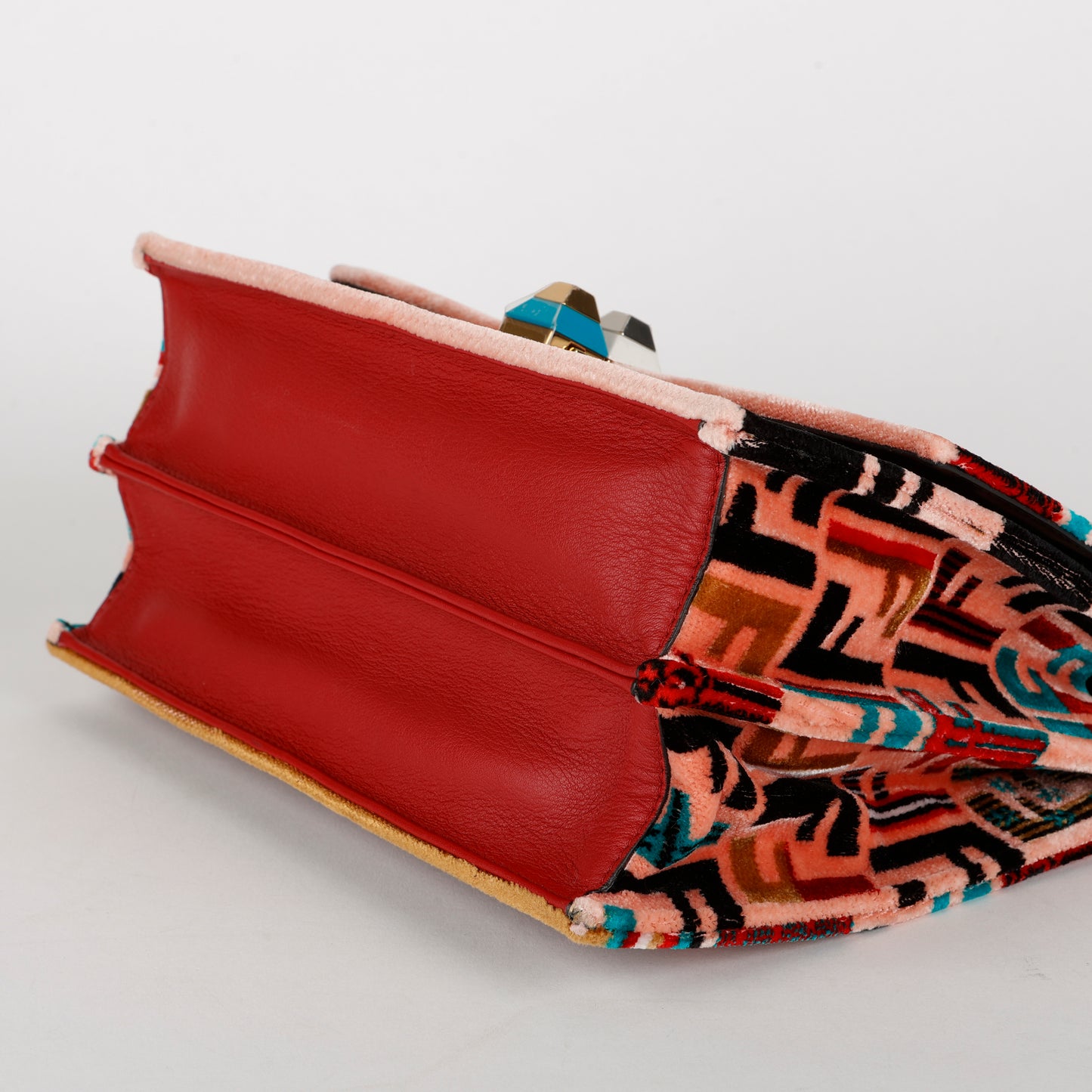 Medium Kan I Dolce Fun Fair, Strawberry Multicolor Velvet
