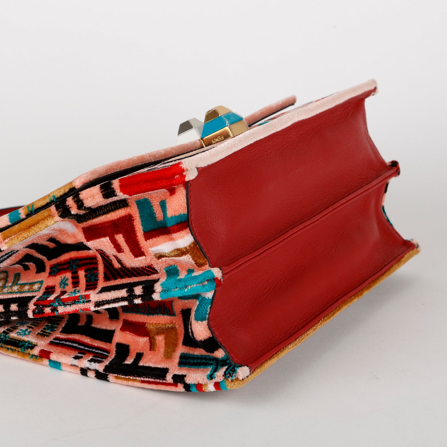 Medium Kan I Dolce Fun Fair, Strawberry Multicolor Velvet