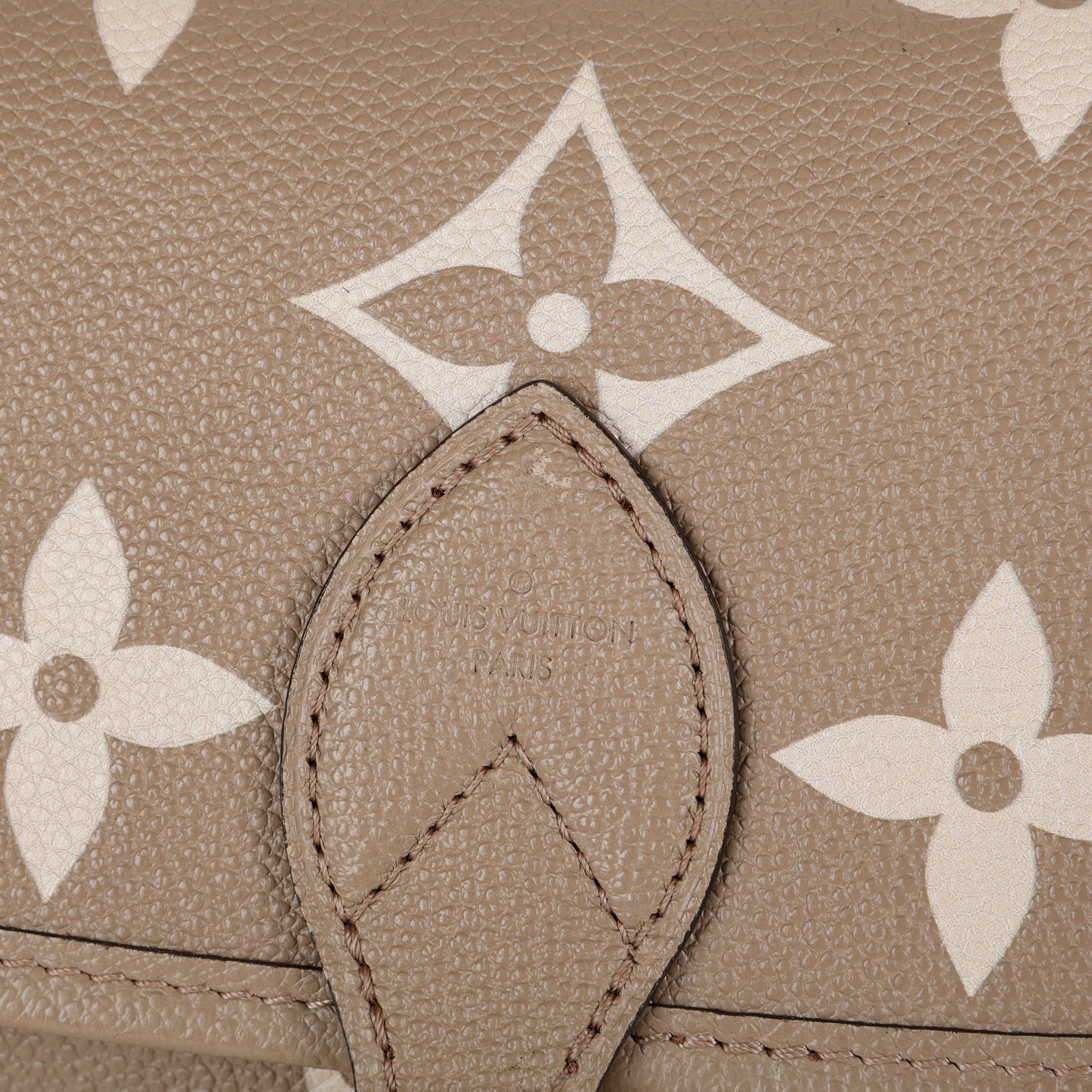Diane, Turtledove Bicolor Empreinte