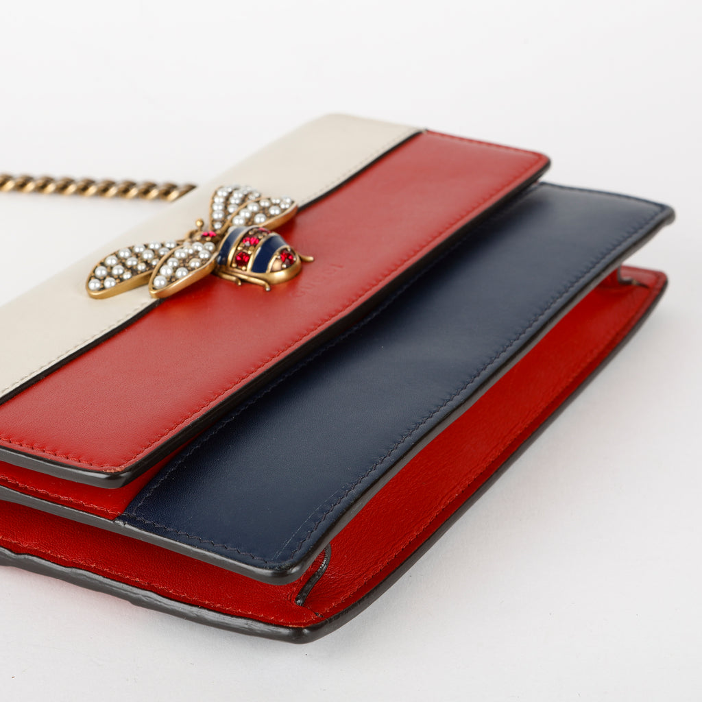 Queen Margaret Wallet on Chain, Red/White/Blue