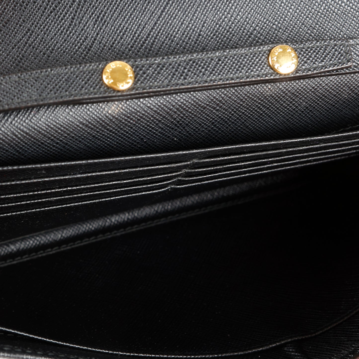 Metal Oro Wallet on Chain, Black Saffiano GHW