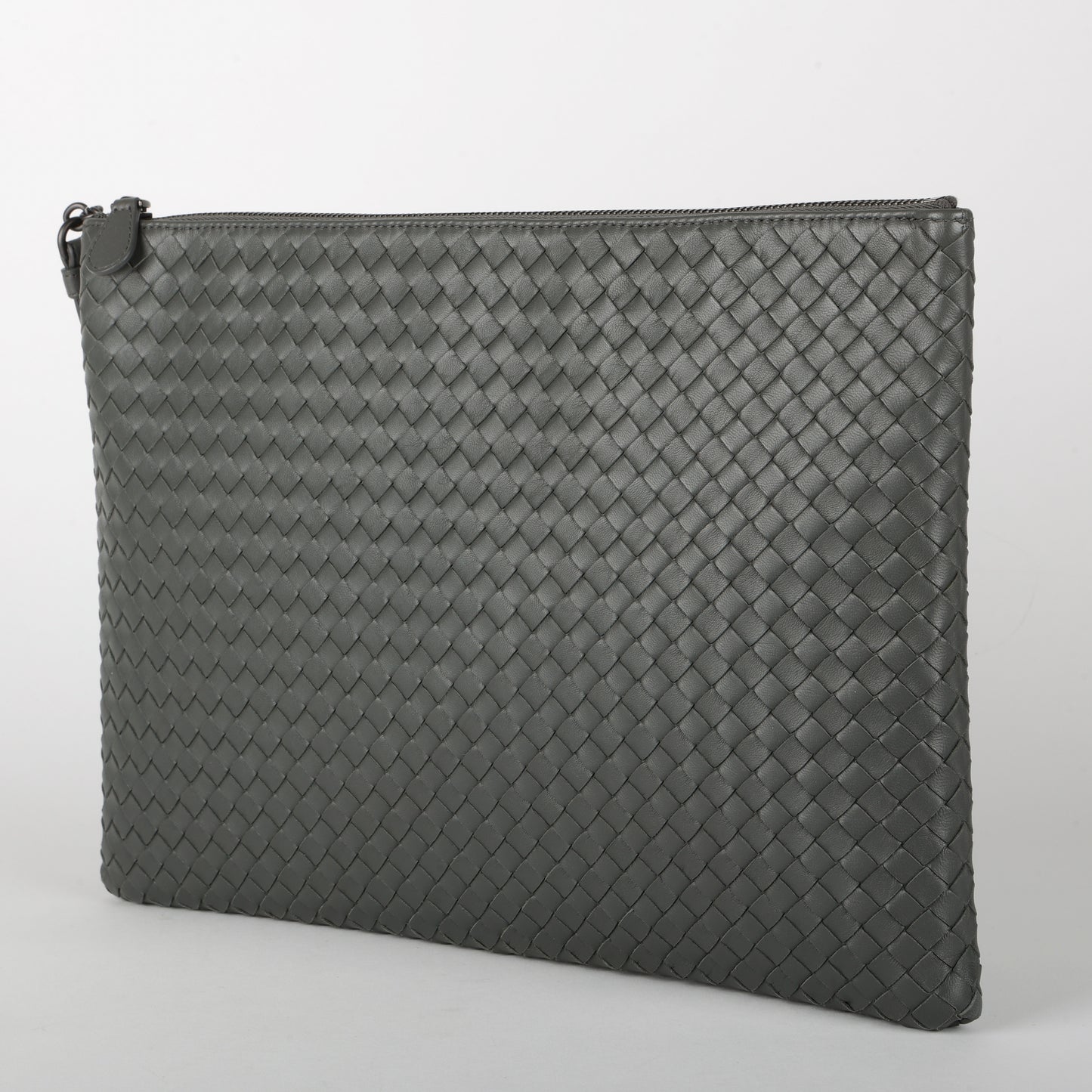Large Intrecciato Zipped Wristlet, Grey