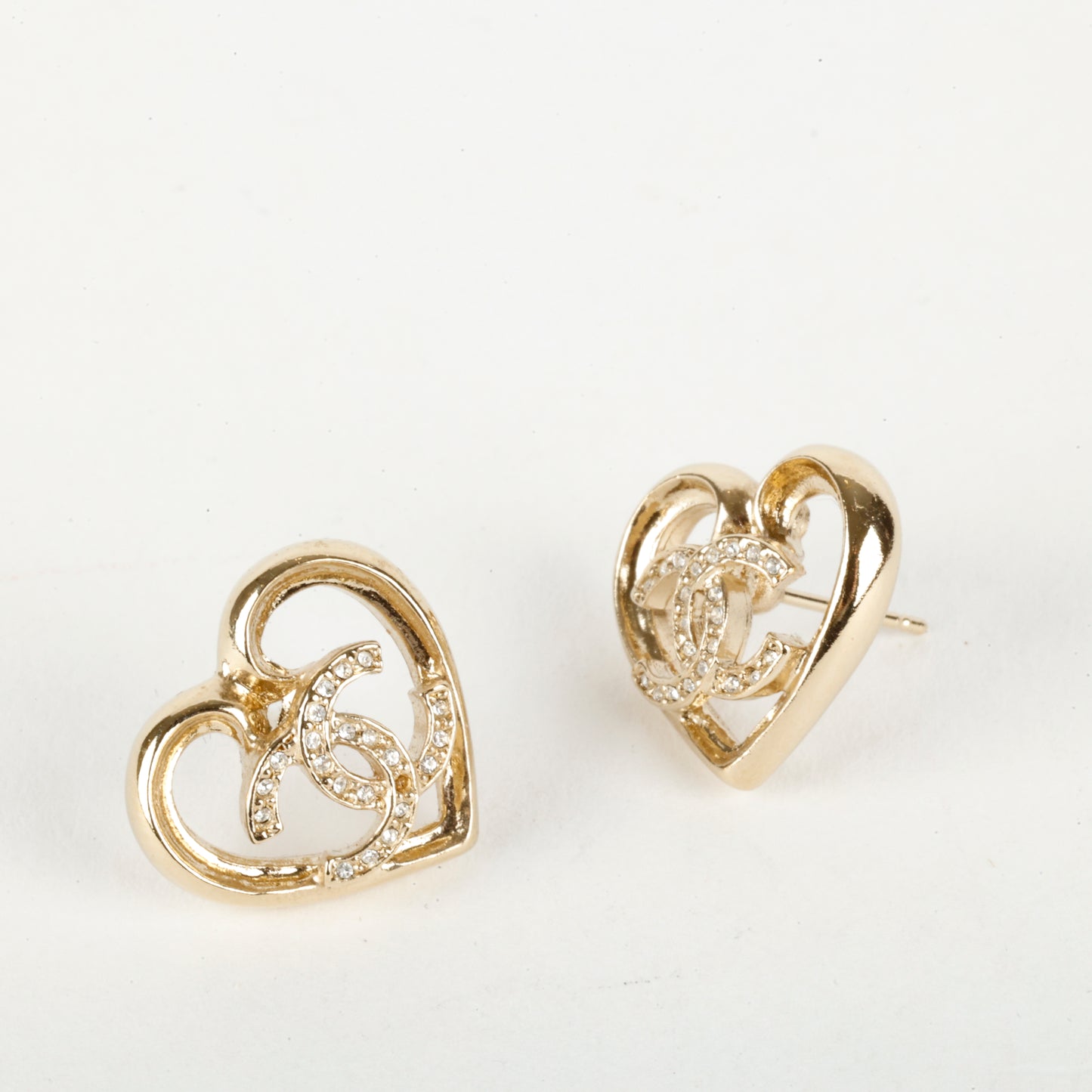 23C Heart Crystal CC Earrings