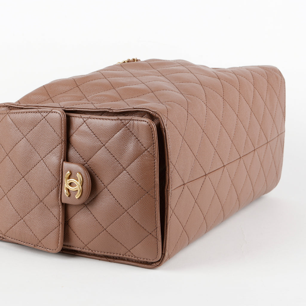 Medium 25, Light Brown Caviar