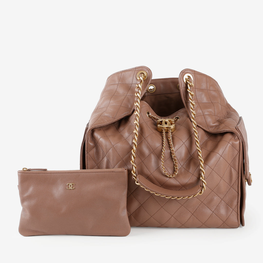 Medium 25, Light Brown Caviar
