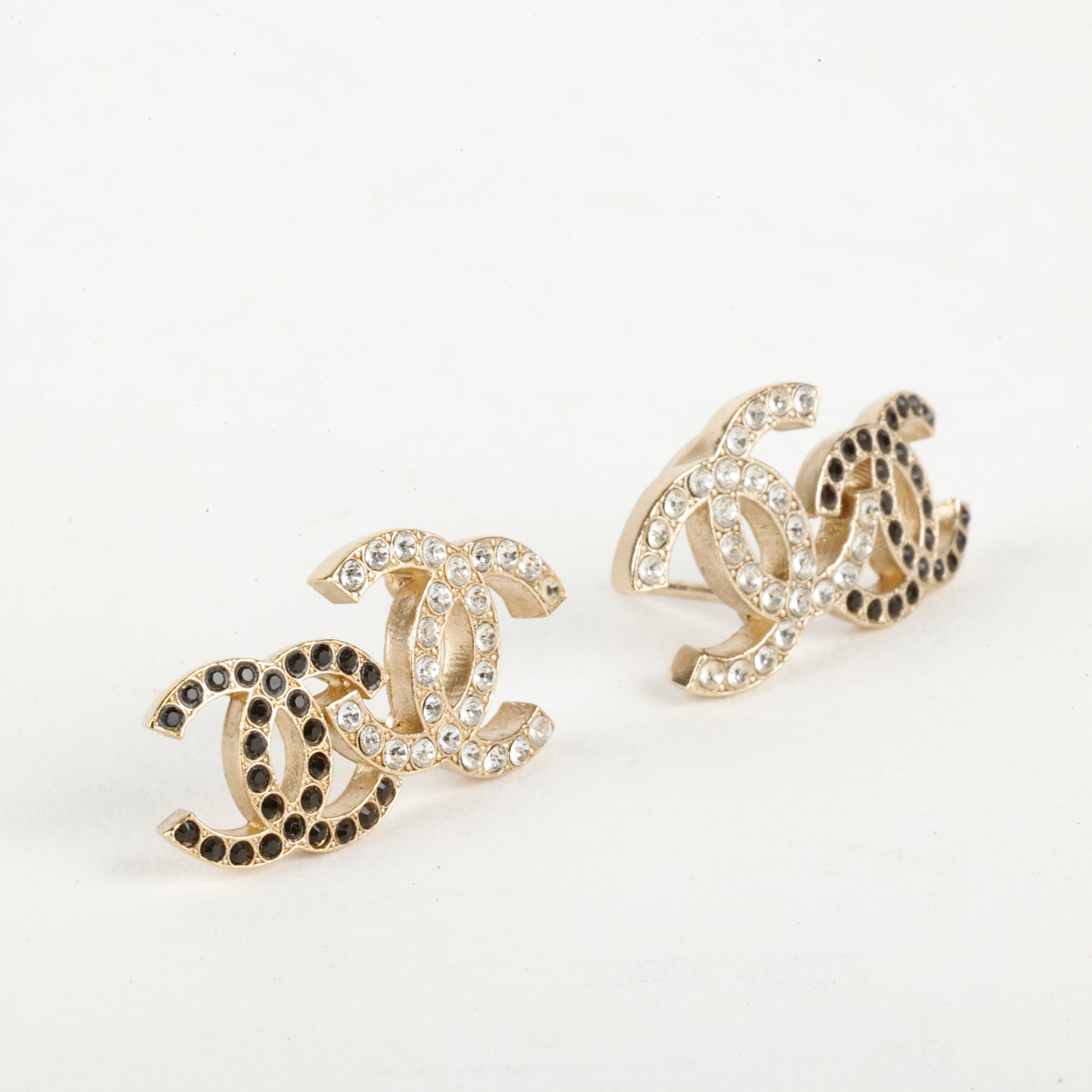 Double CC Stud Earrings, Black/Crystal