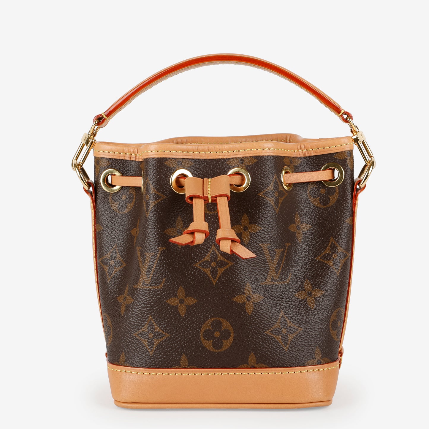 Nano Noe, Monogram