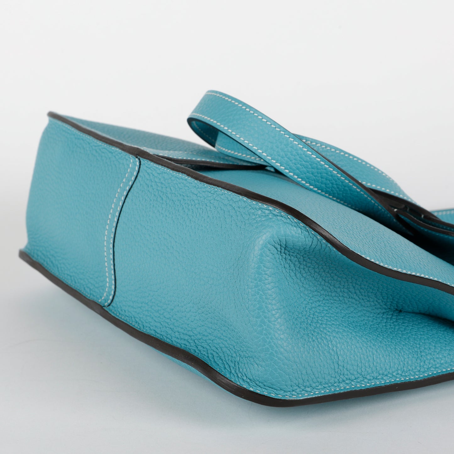 Halzan 31, Blue Jean Clemence