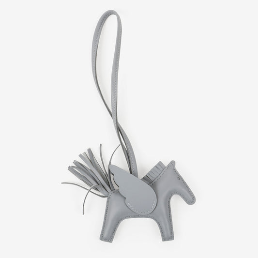 Rodeo Pegase PM, Gris