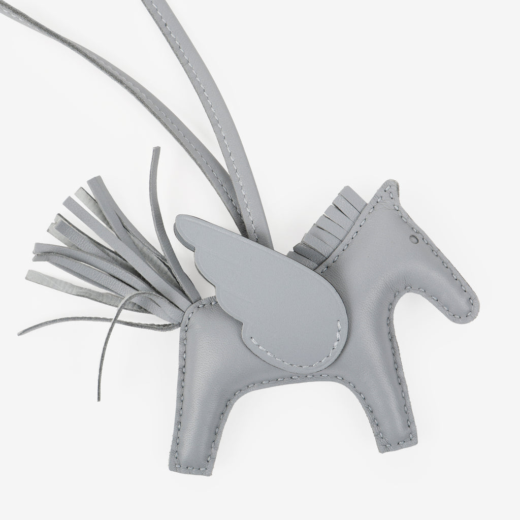 Rodeo Pegase PM, Gris