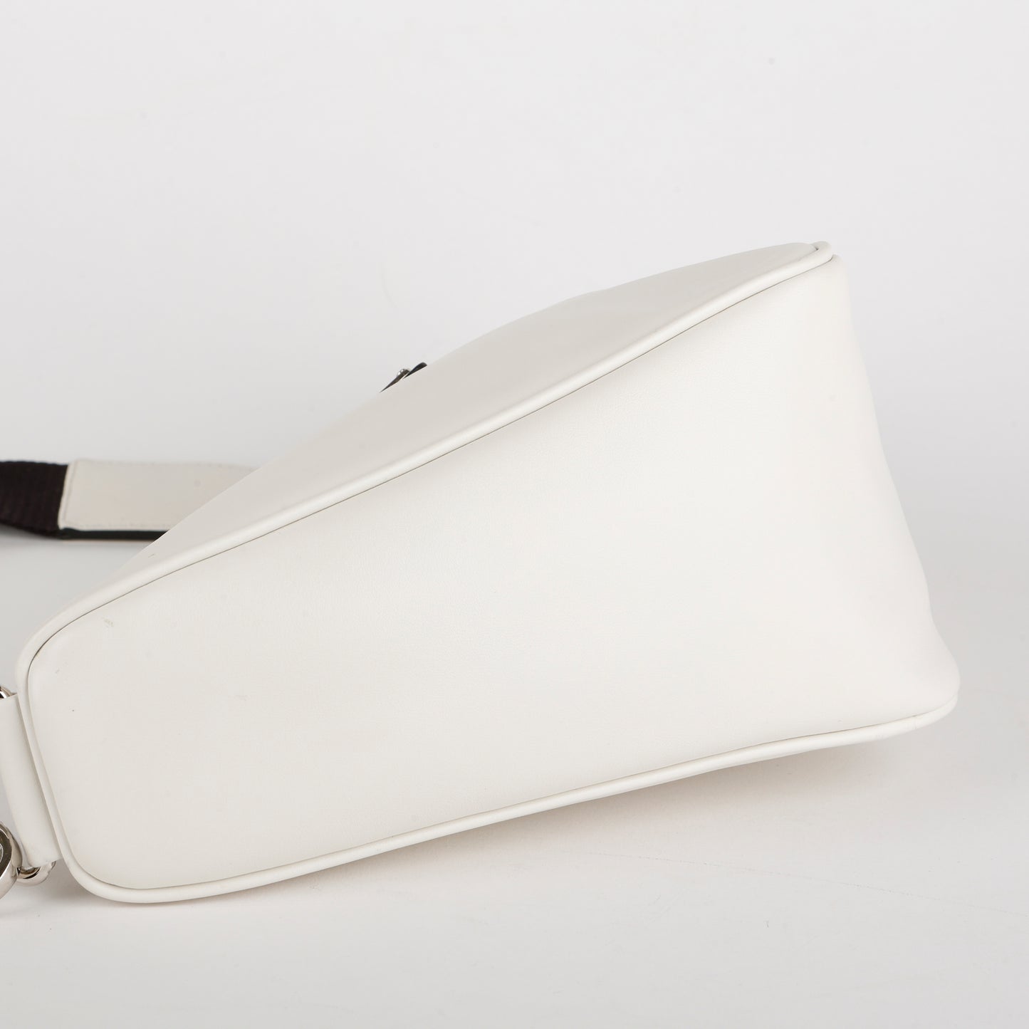 Grace Lux Triangle, White