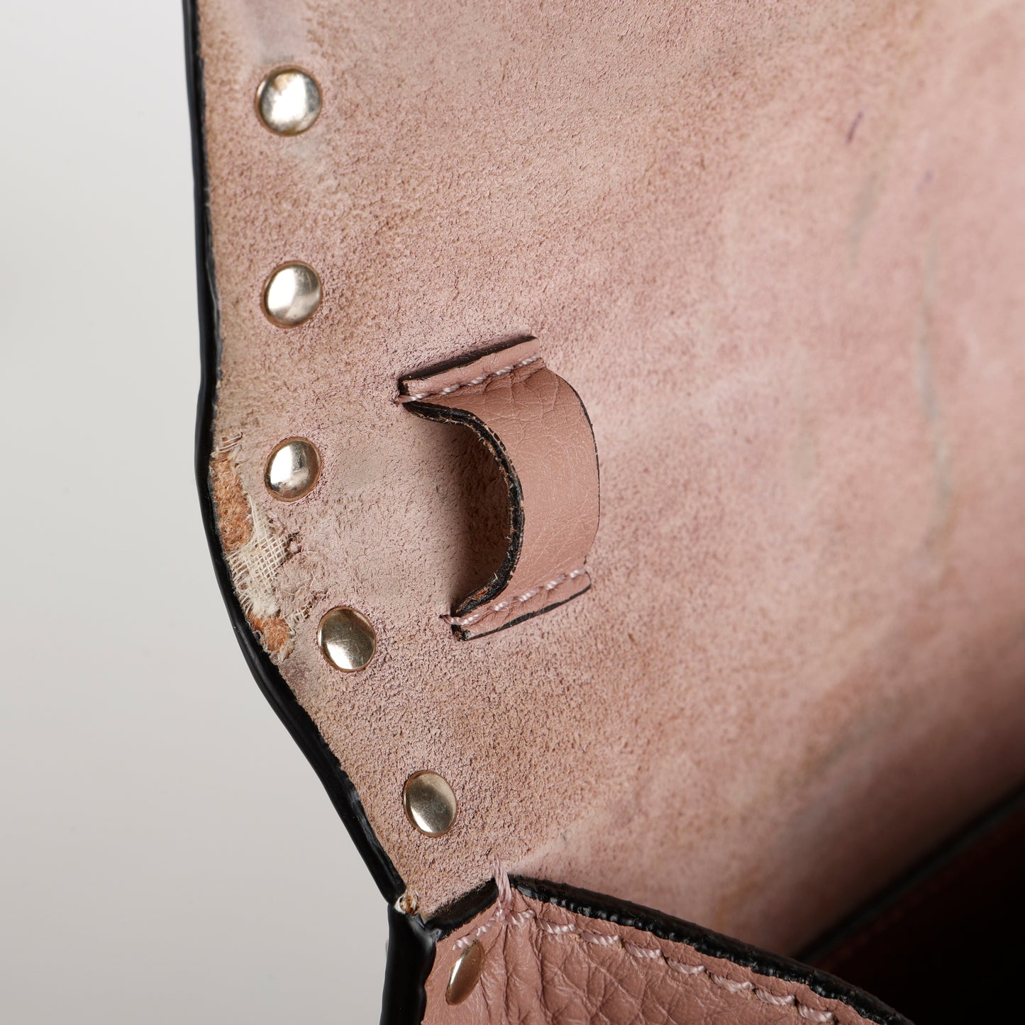 Medium Rockstud Flap Crossbody, Dusty Pink