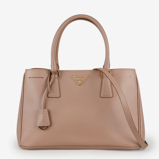 Medium Galleria, Beige Saffiano