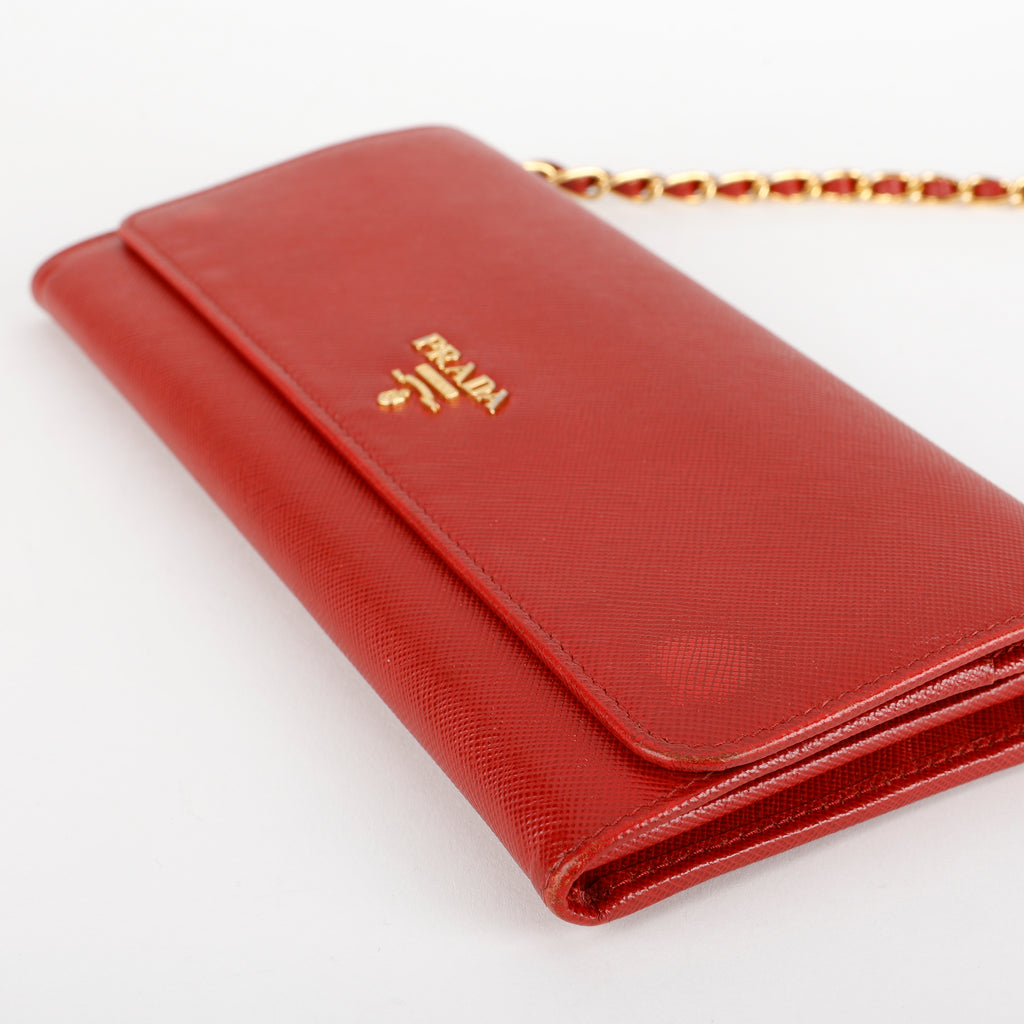 Wallet on Chain, Red Saffiano