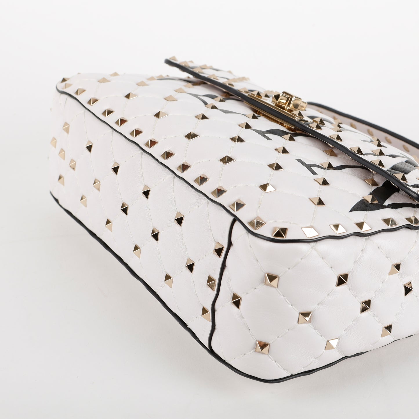 Medium Rockstud Spike Shoulder Bag, White Nappa