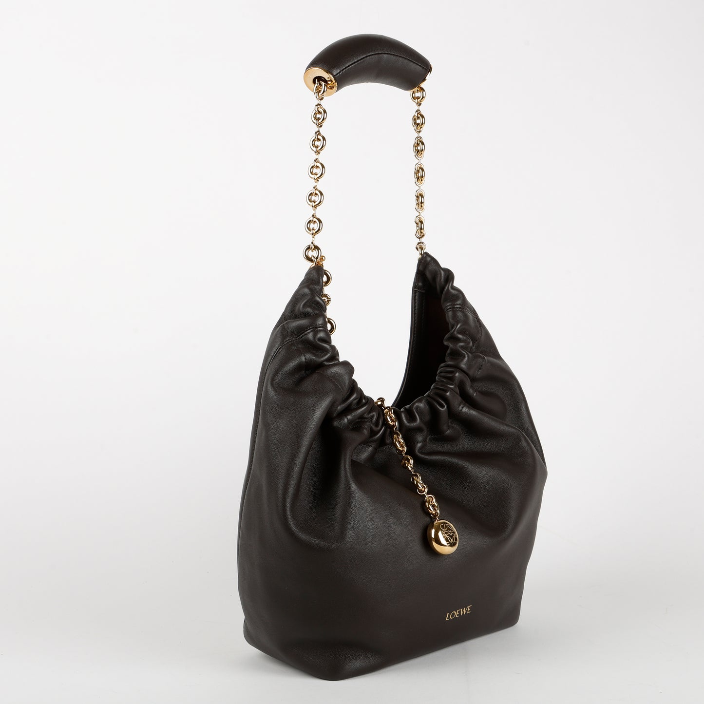 Small Squeeze Bag in Chocolate