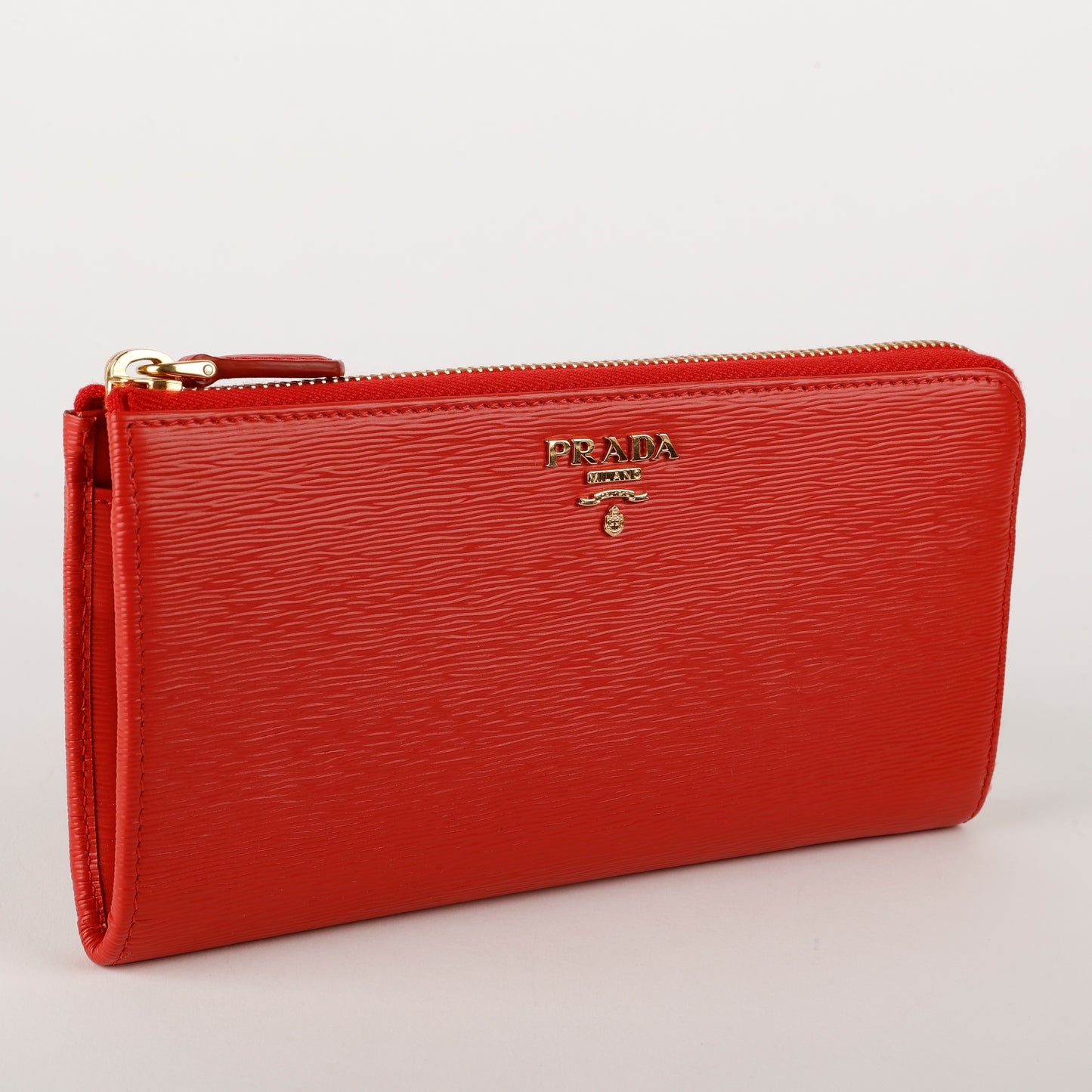 Move Zip Around Long Wallet, Red Vitello
