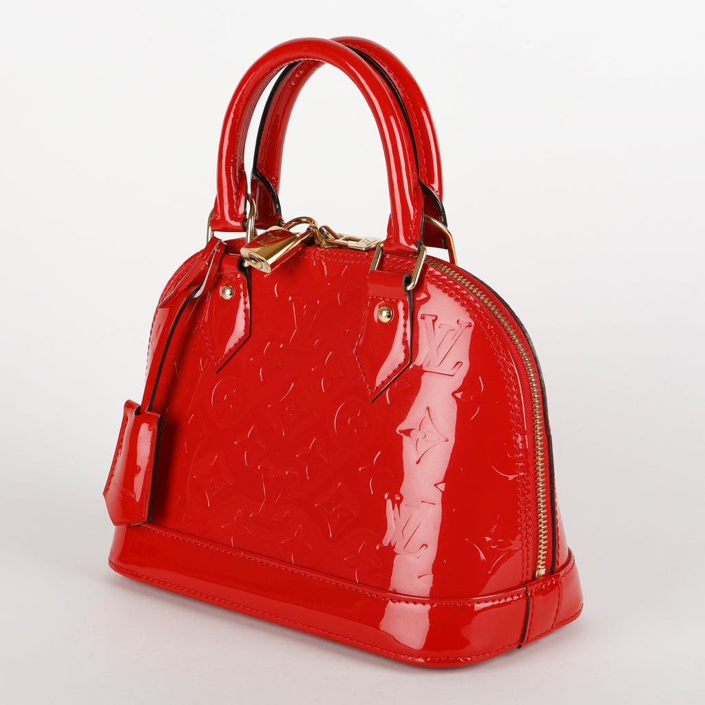 Alma BB,  Vernis Cerise