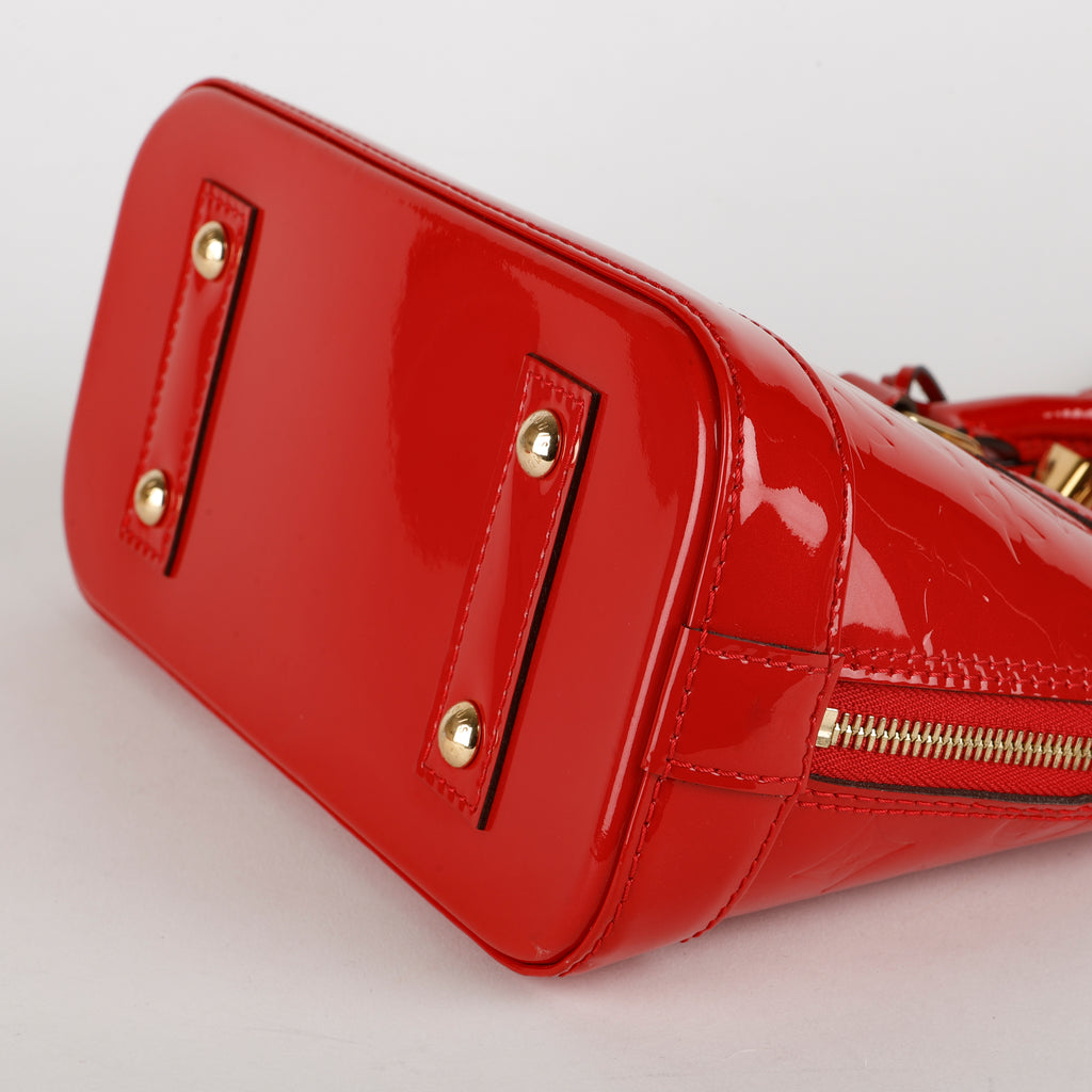 Alma BB,  Vernis Cerise