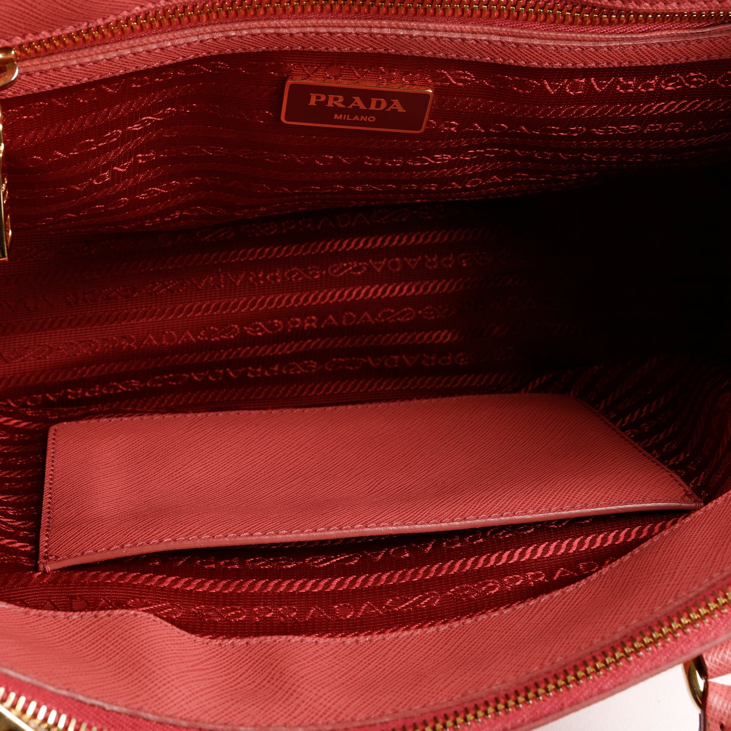 Medium Galleria Tote, Pink Saffiano