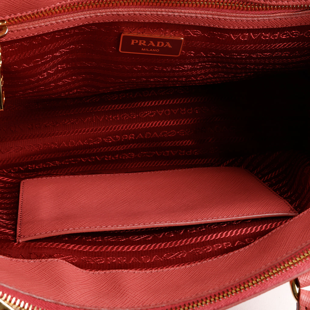 Medium Galleria Tote, Pink Saffiano