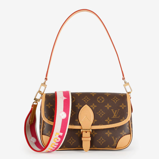 Diane, Monogram/Fuchsia