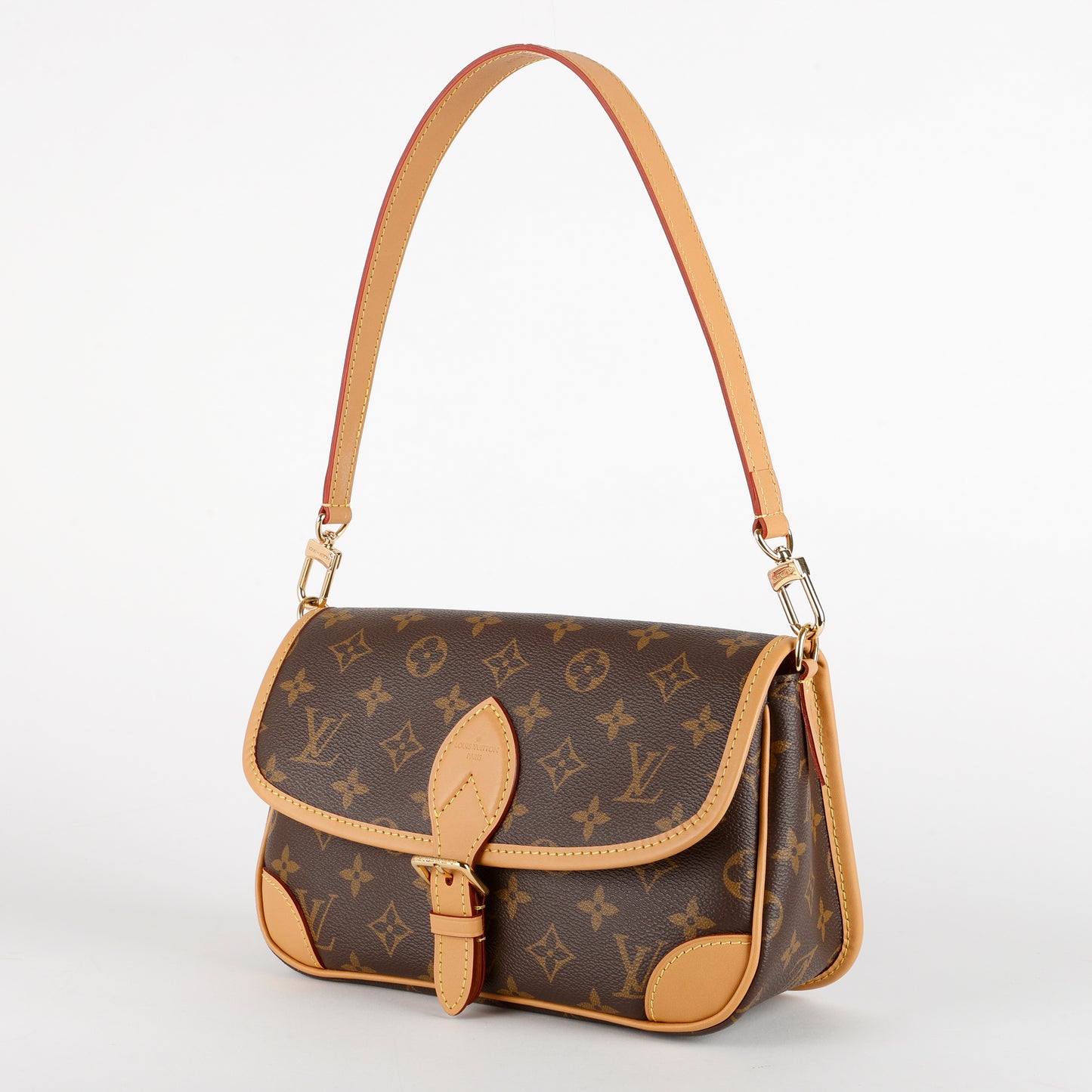 Diane, Monogram/Fuchsia
