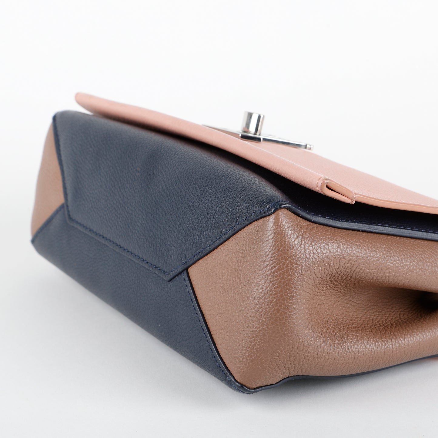 Lock Me BB, Magnolia/Beige/Navy Calfskin