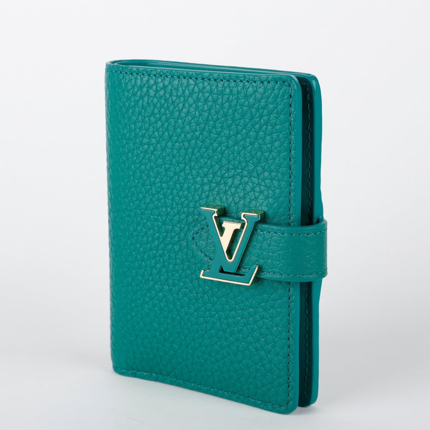 Vertical Capucines Wallet, Green