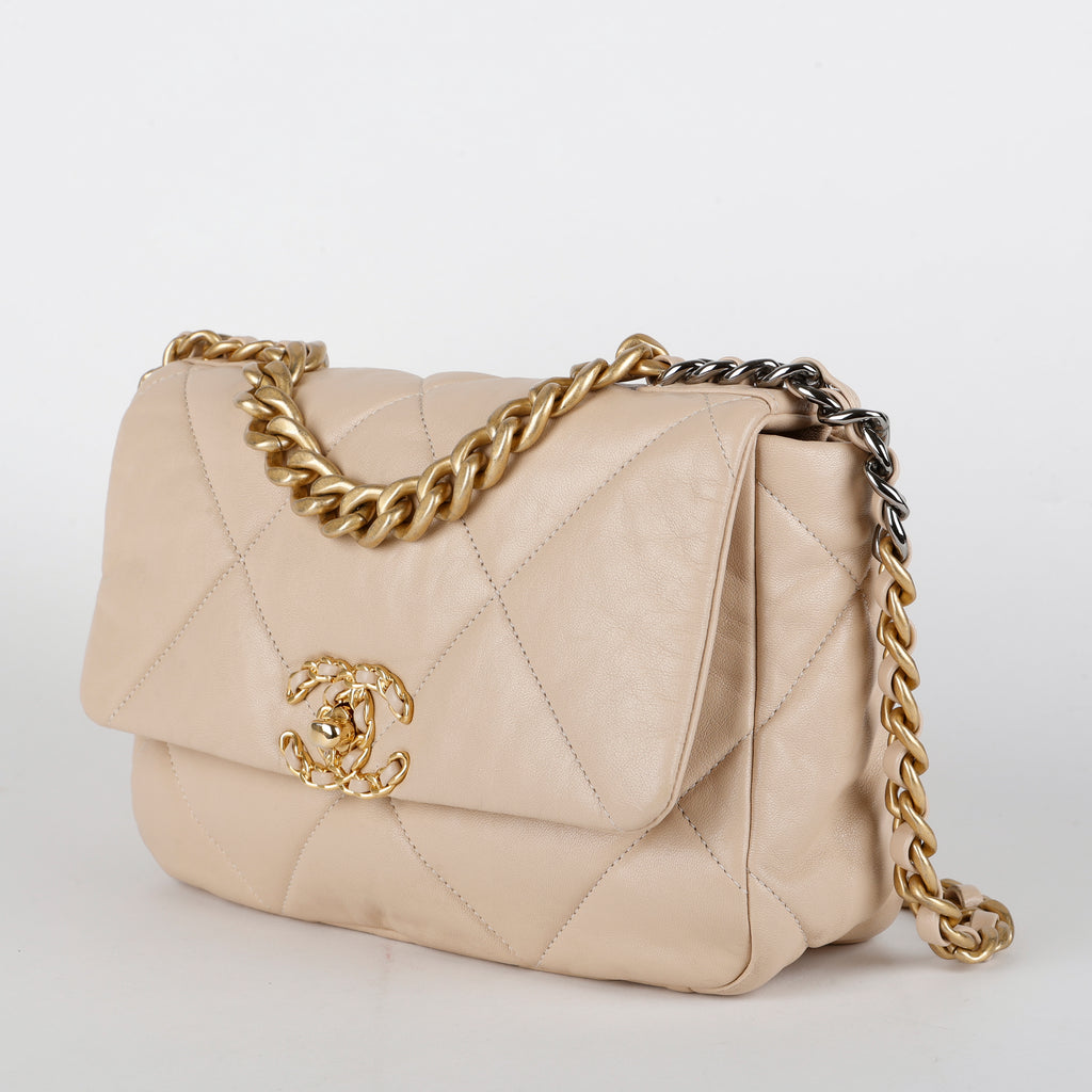 Small 19, Beige Lambskin