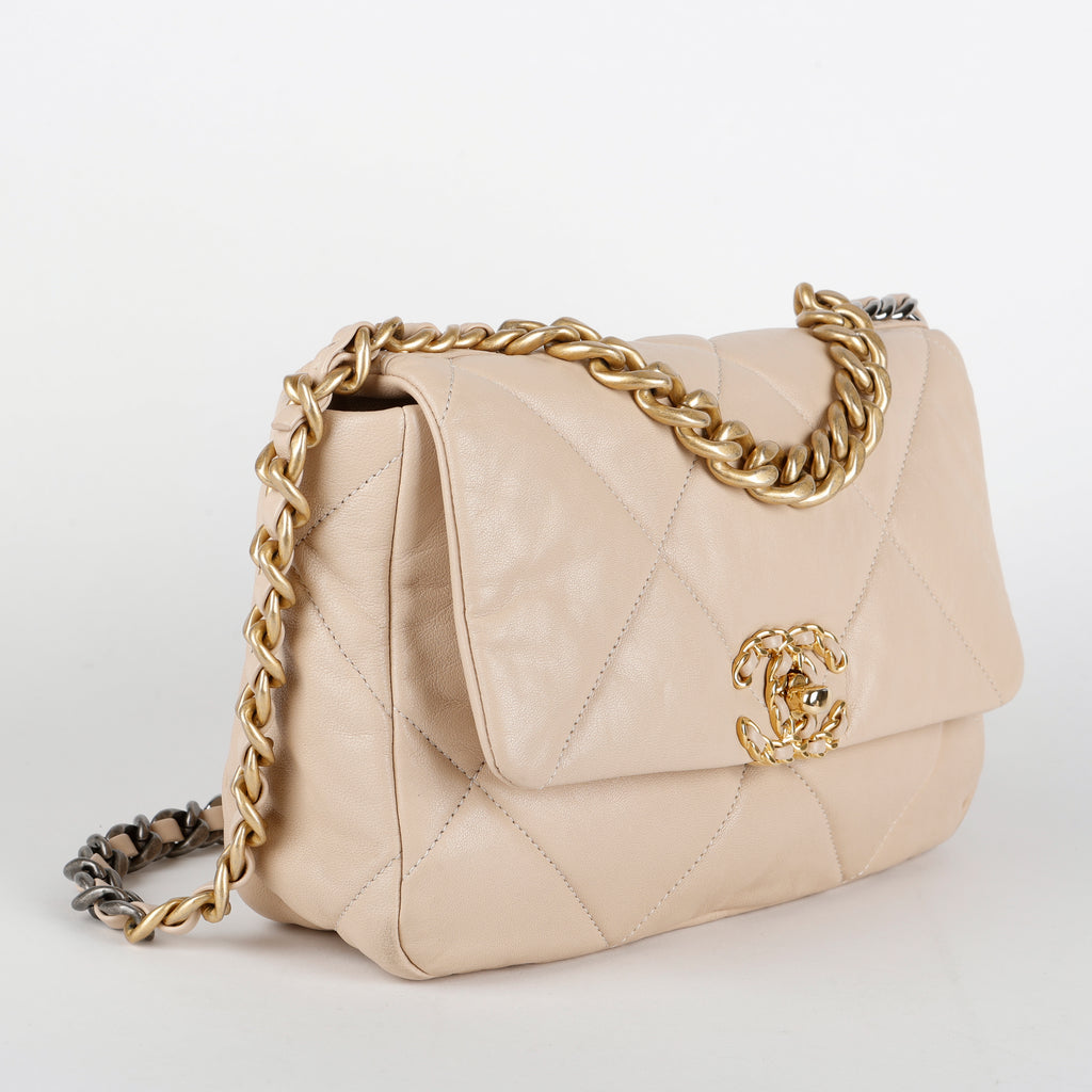 Small 19, Beige Lambskin