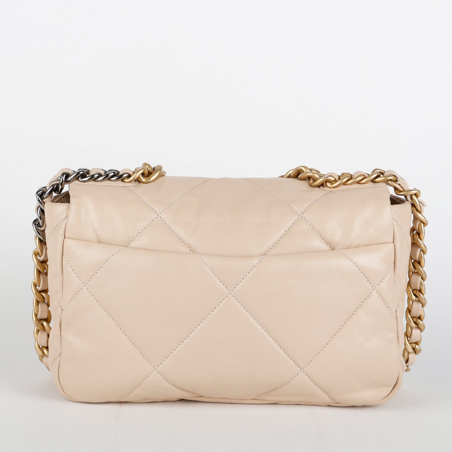 Small 19, Beige Lambskin