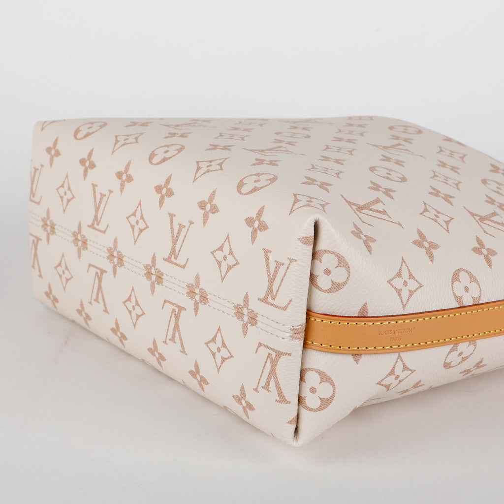 Multipass Tote, Dune Monogram