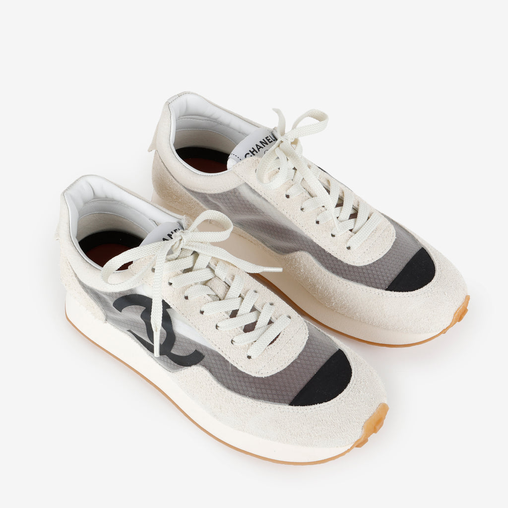 CC Mesh/Suede/Calfskin Sneakers, White/Black Size: 39 (US 9)