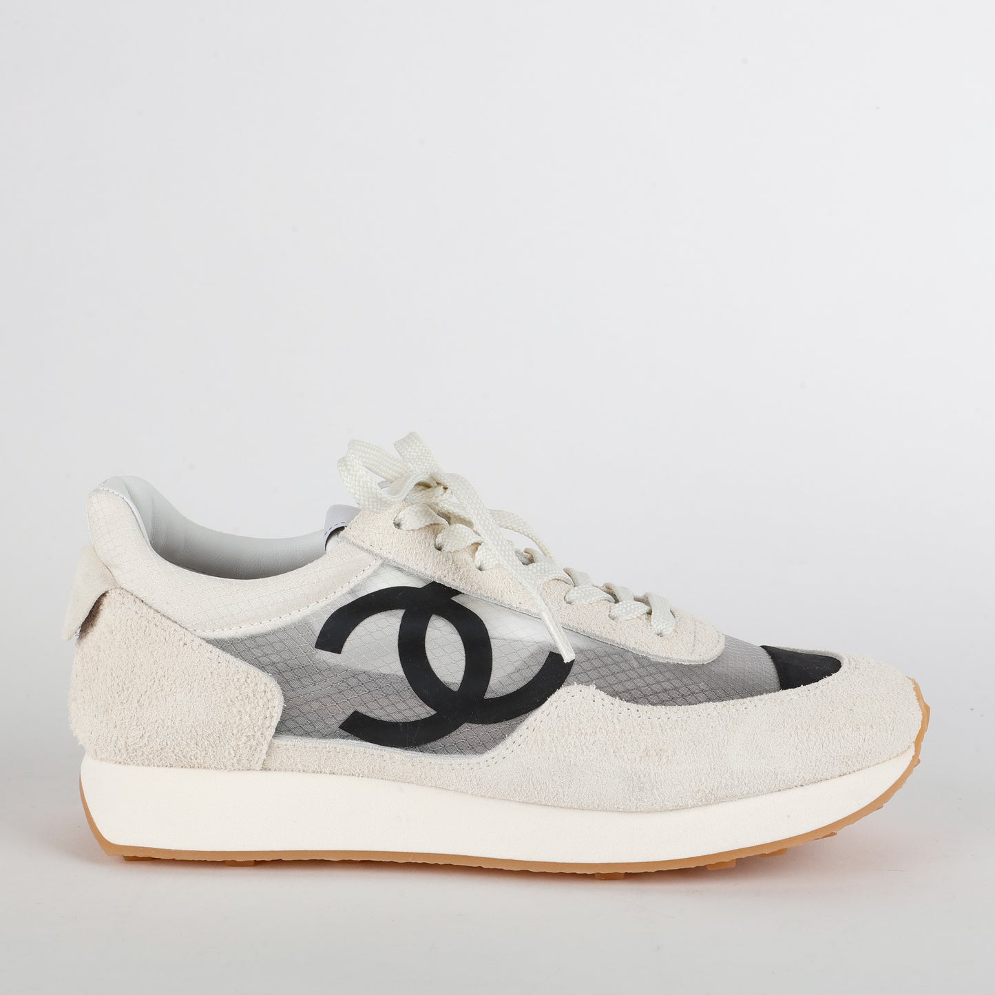 CC Mesh/Suede/Calfskin Sneakers, White/Black Size: 39 (US 9)