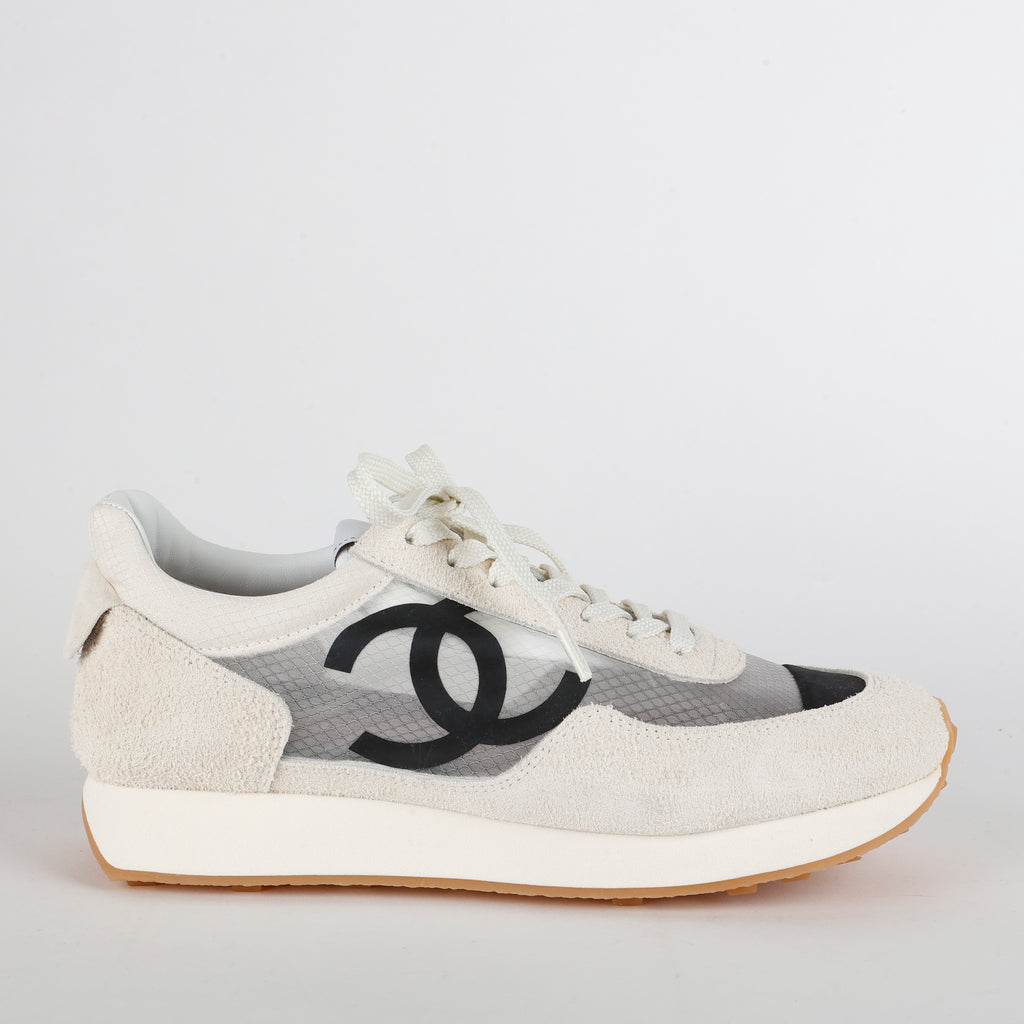 CC Mesh/Suede/Calfskin Sneakers, White/Black Size: 39 (US 9)