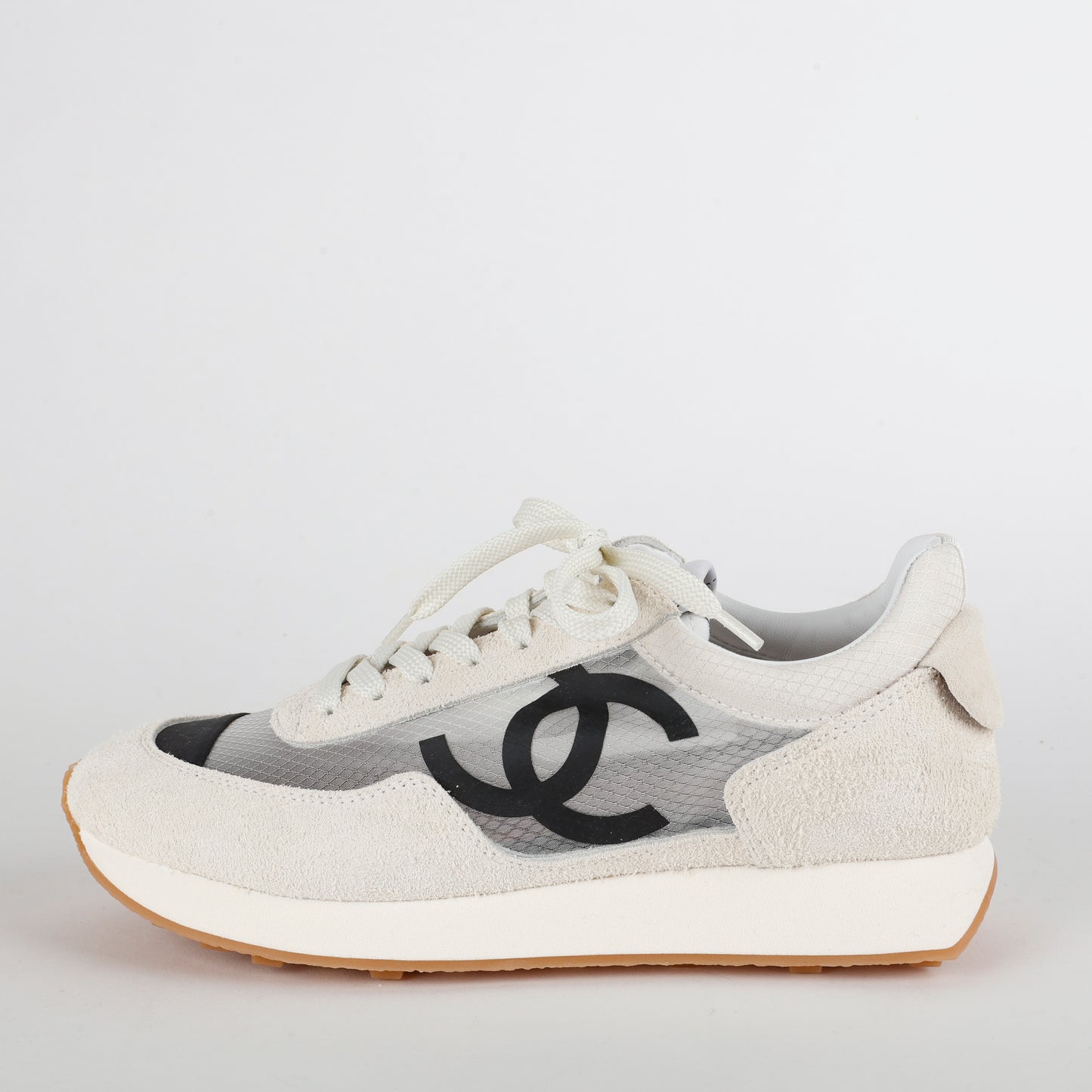 CC Mesh/Suede/Calfskin Sneakers, White/Black Size: 39 (US 9)