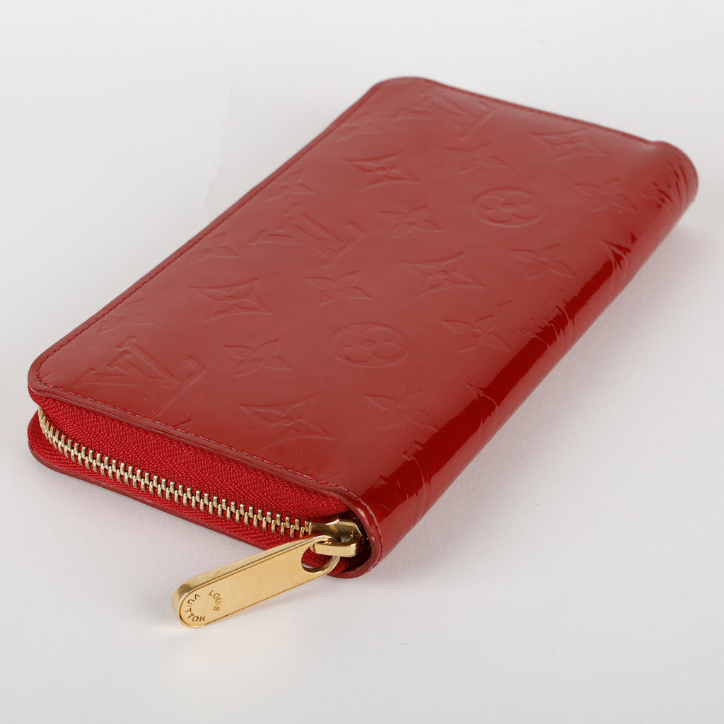 Zippy Wallet, Rose Velours Vernis
