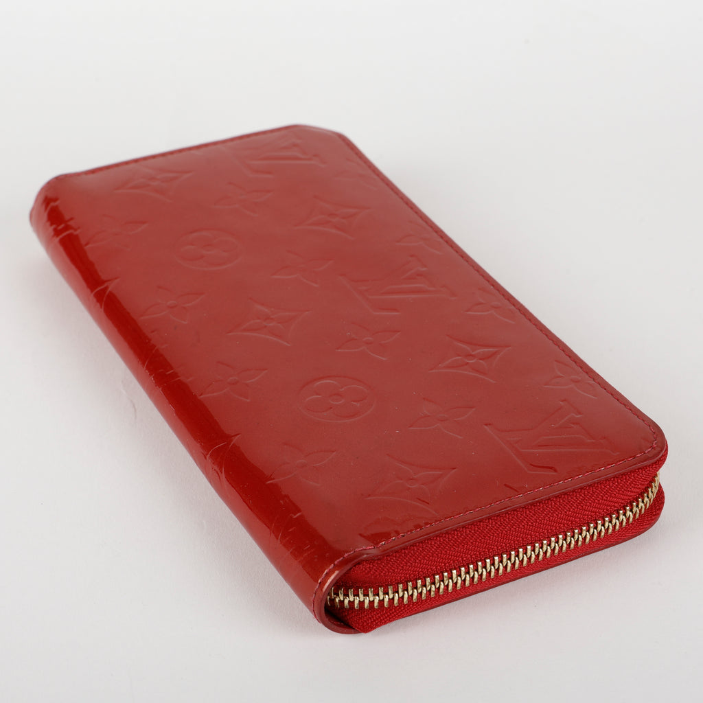 Zippy Wallet, Rose Velours Vernis